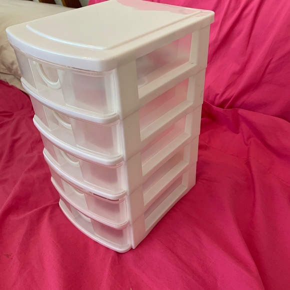 Mini Plastic Storage - Picture 2 of 2